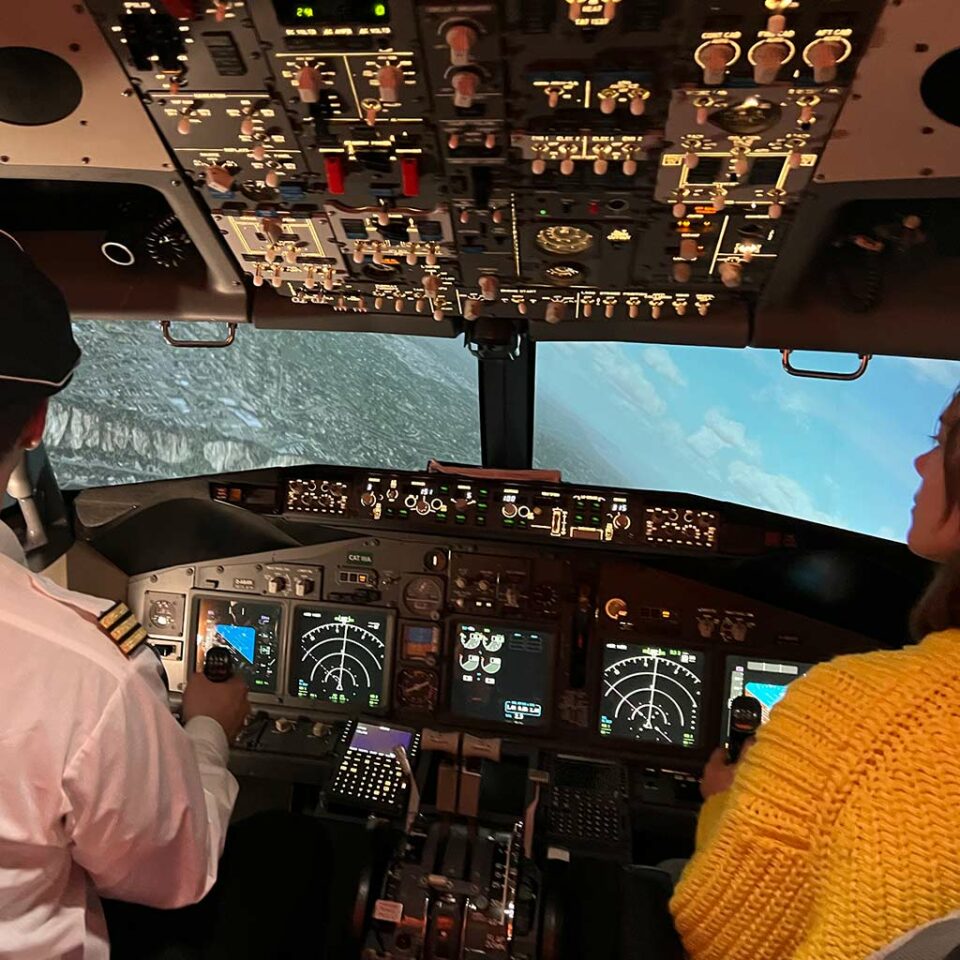 aerotask-flugsimulator-737-koeln-preview